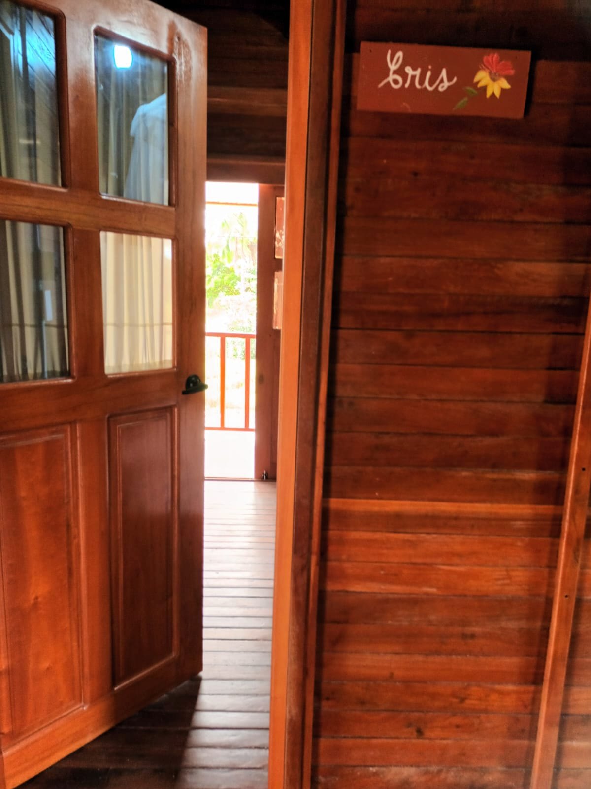 Entrada a la Habitación Cris